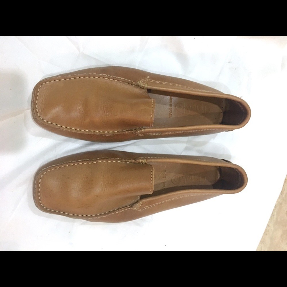 Brown driving shoes